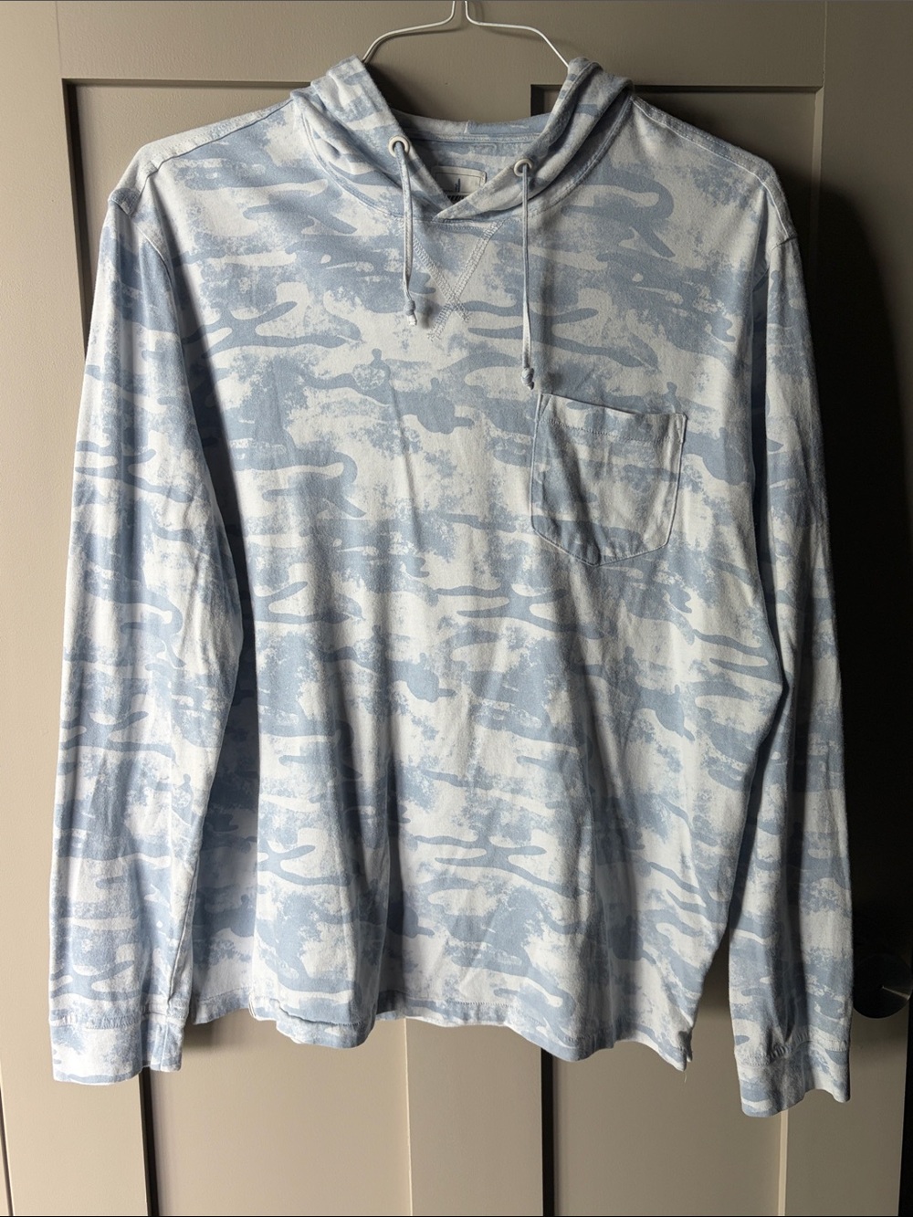 Johnnie-O Men's Light Blue Patterned Long-Sleeve Hooded Shirt